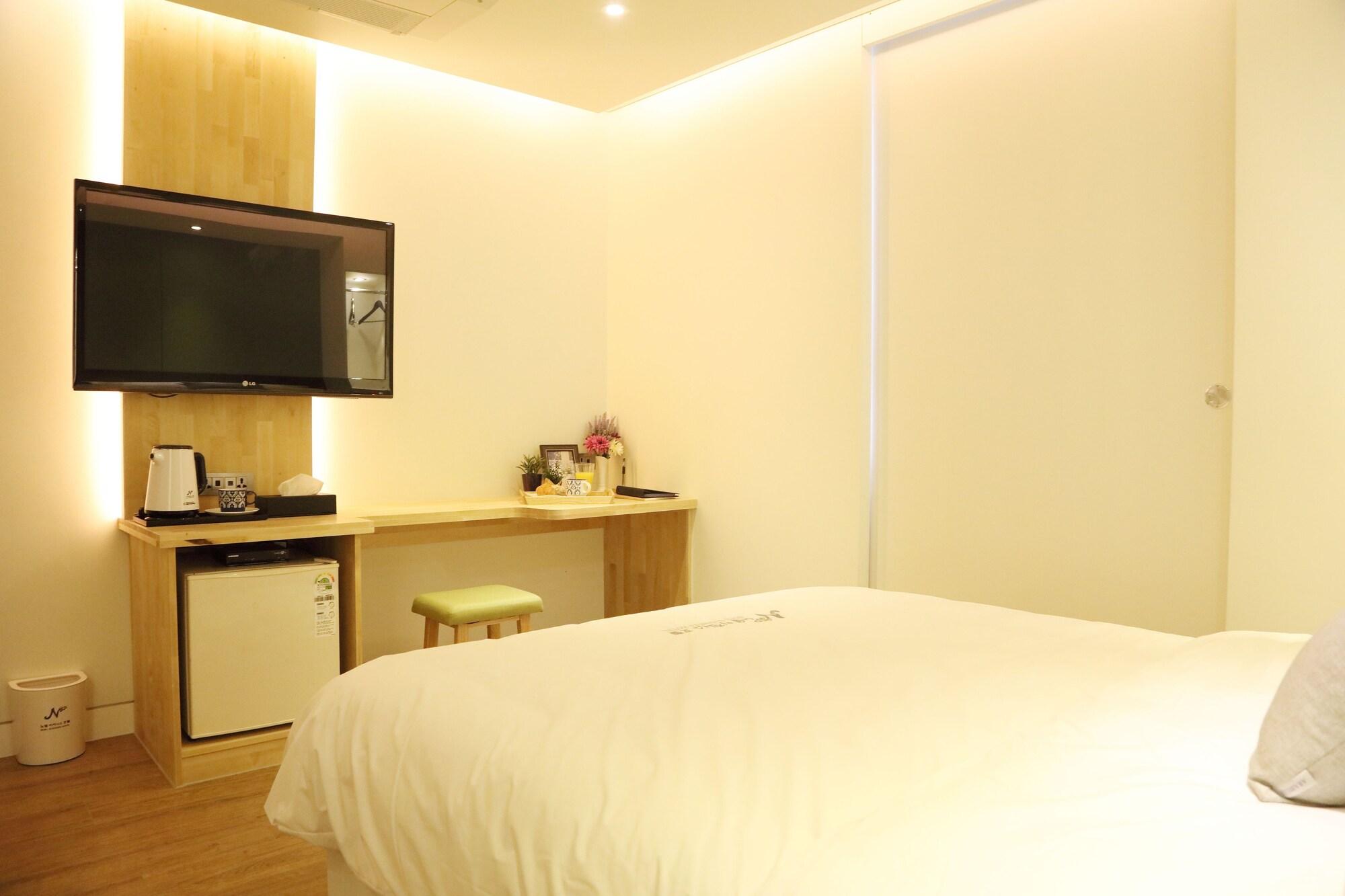 Noel Business 2* Busan