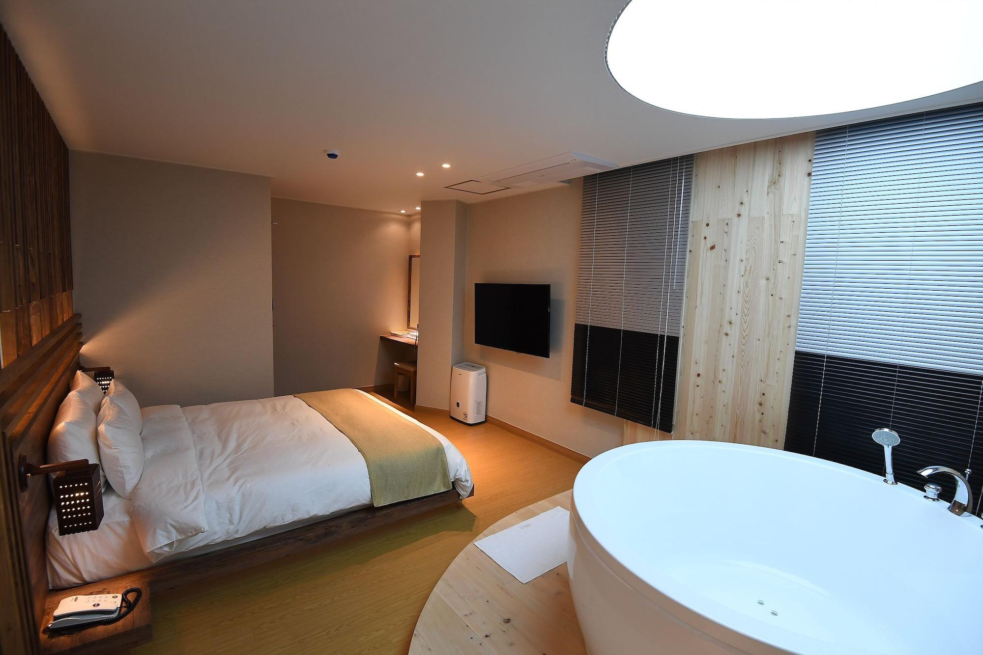 Illroy Resort