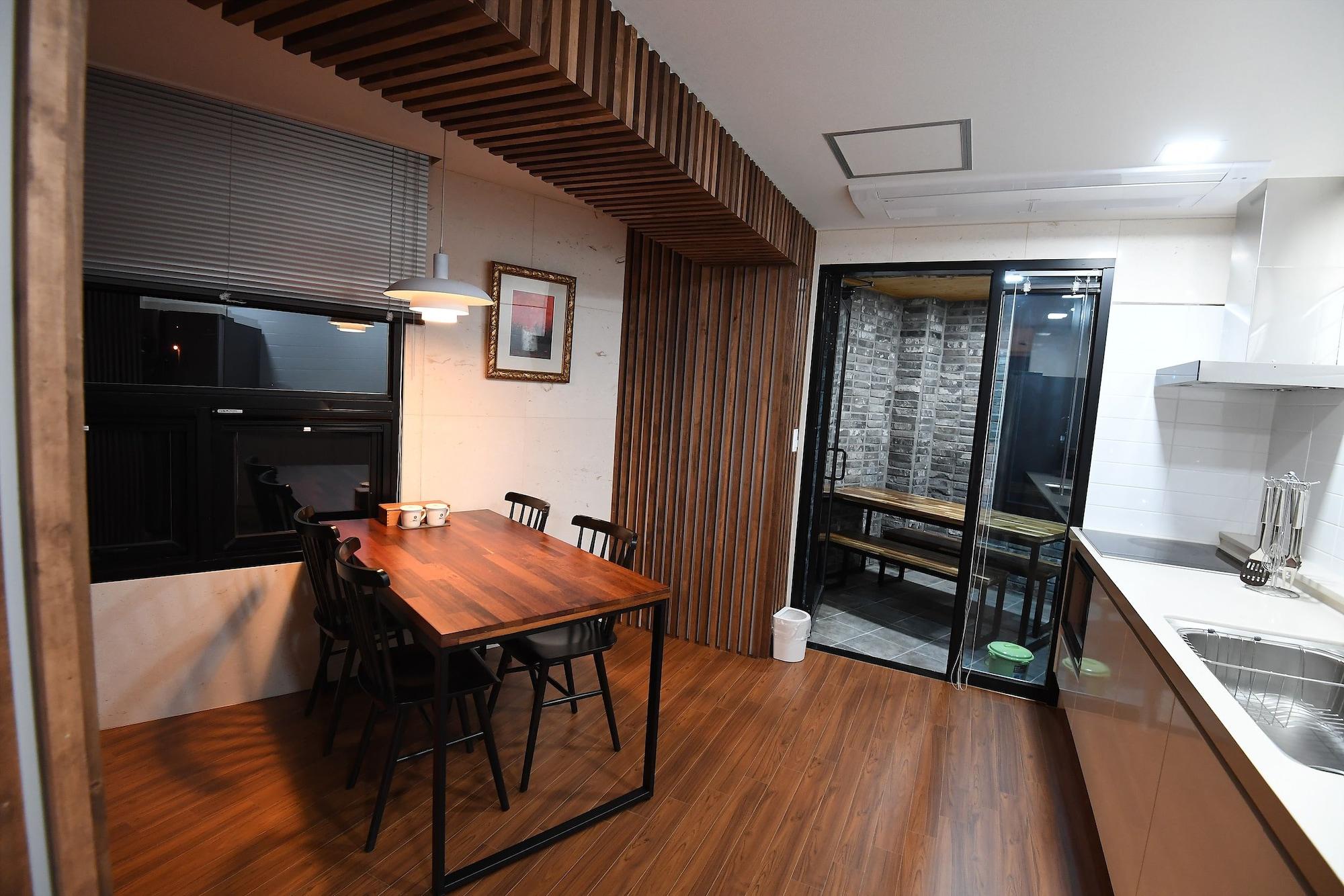 Illroy 3* Busan