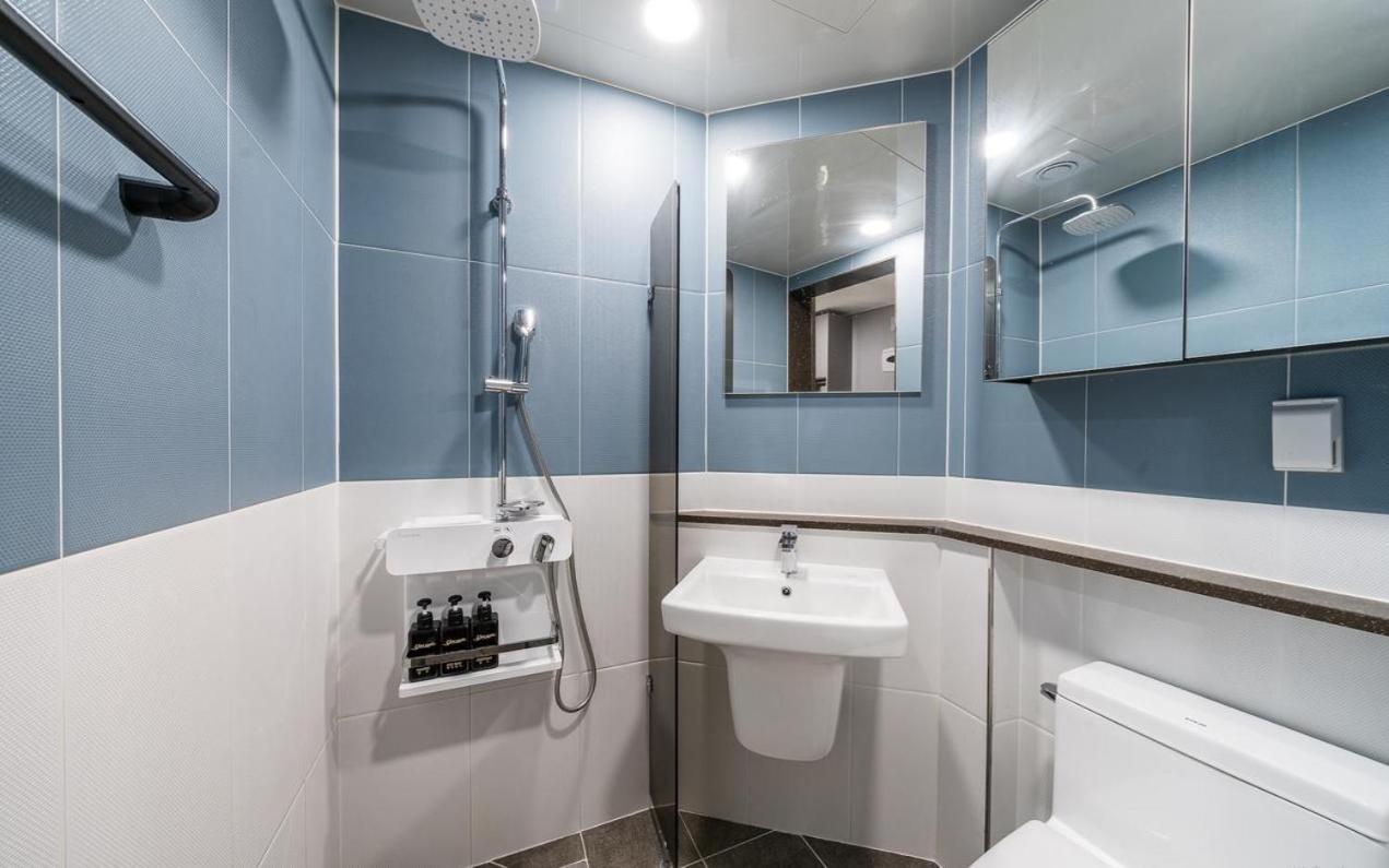 Aparthotel Songjeong Blue Castle