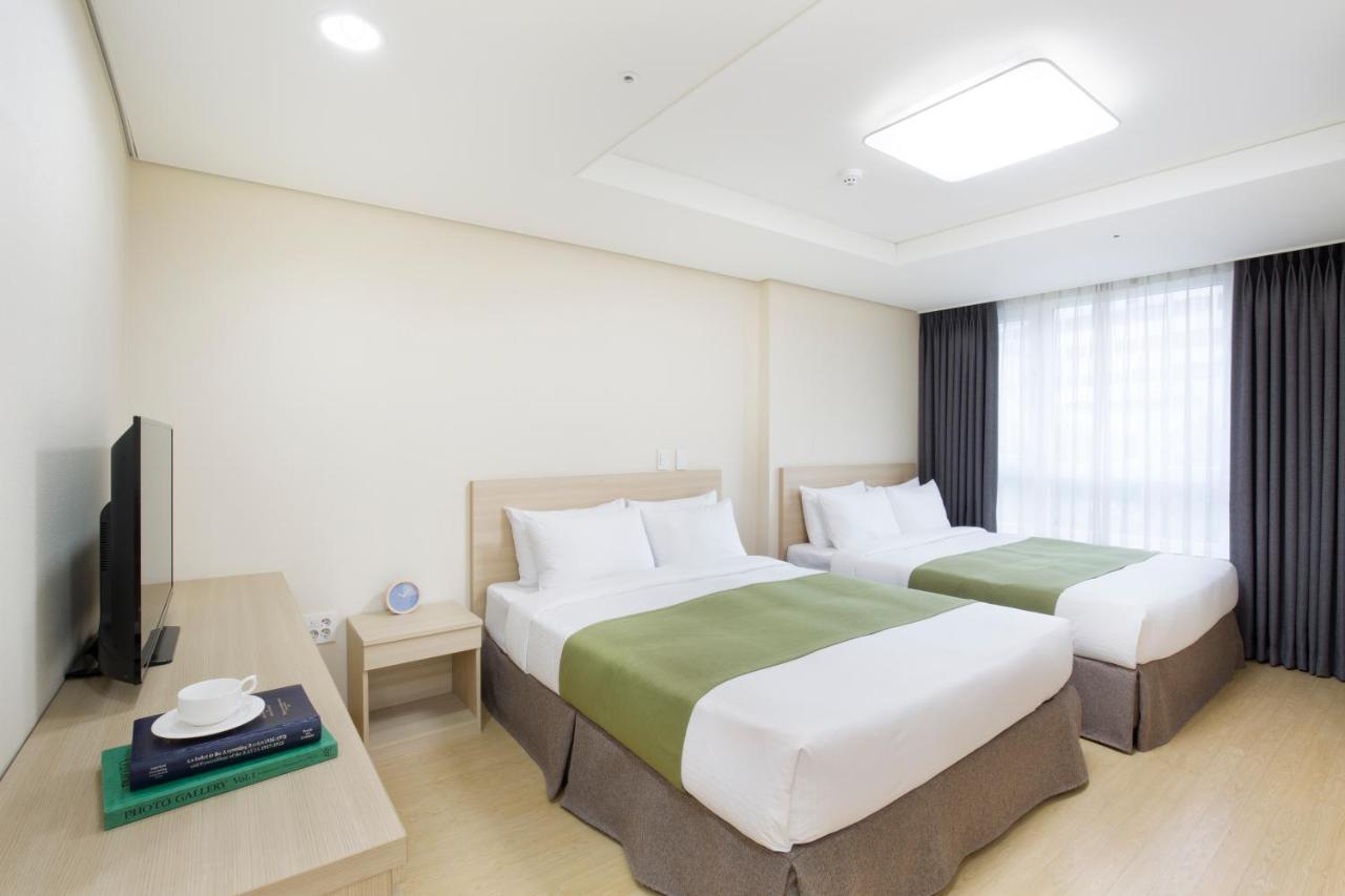 Hotel Crown Harbor