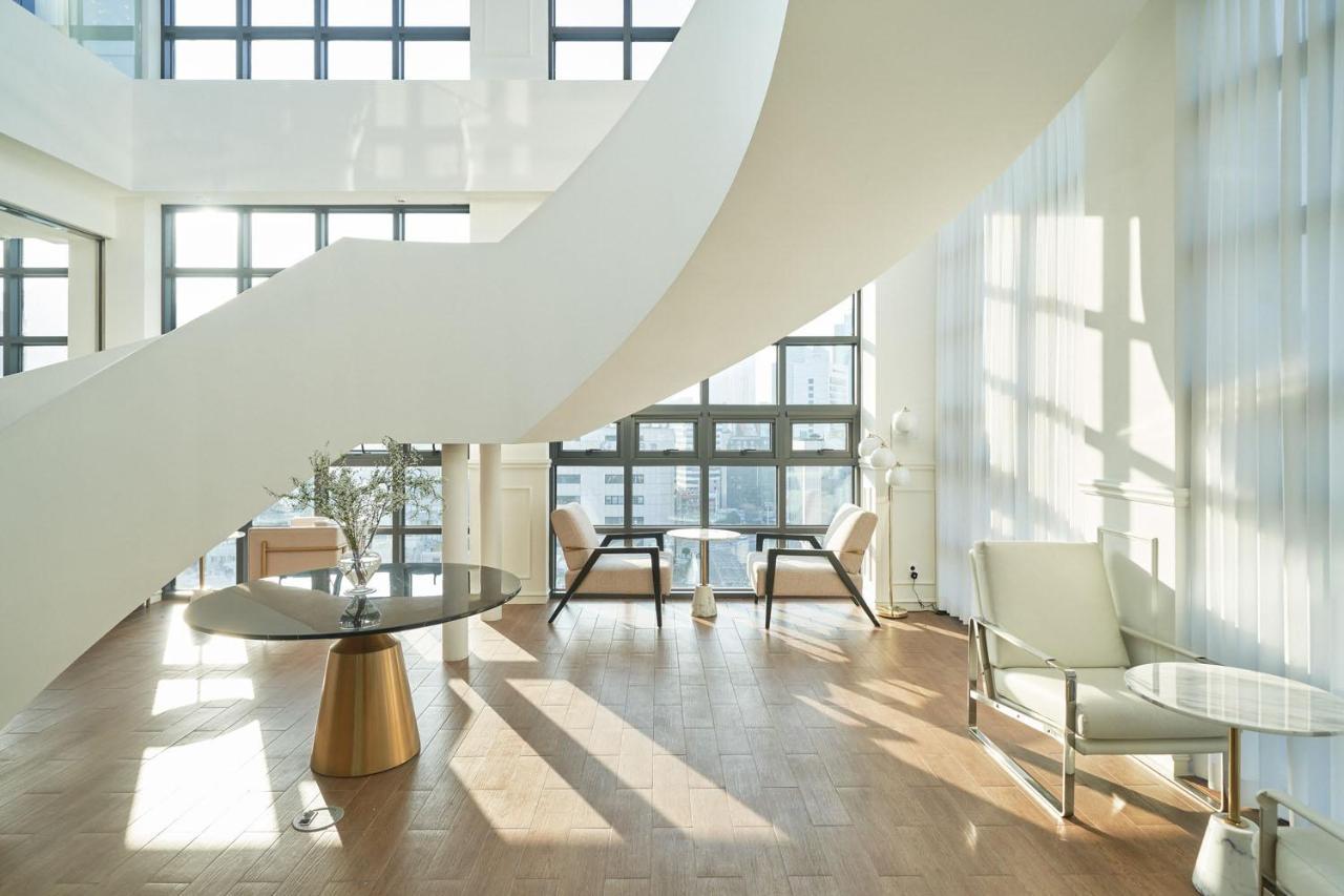Space And Mood Hotel *