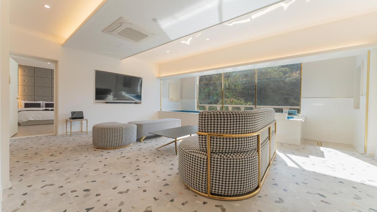 Denbasta Forest Hotel 3*