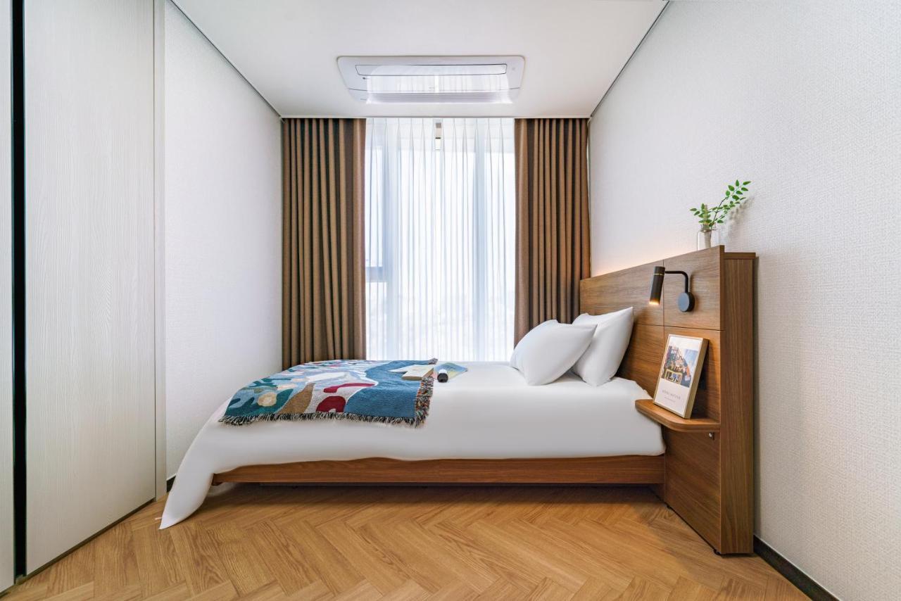 Le Collective Station Apartment Busan