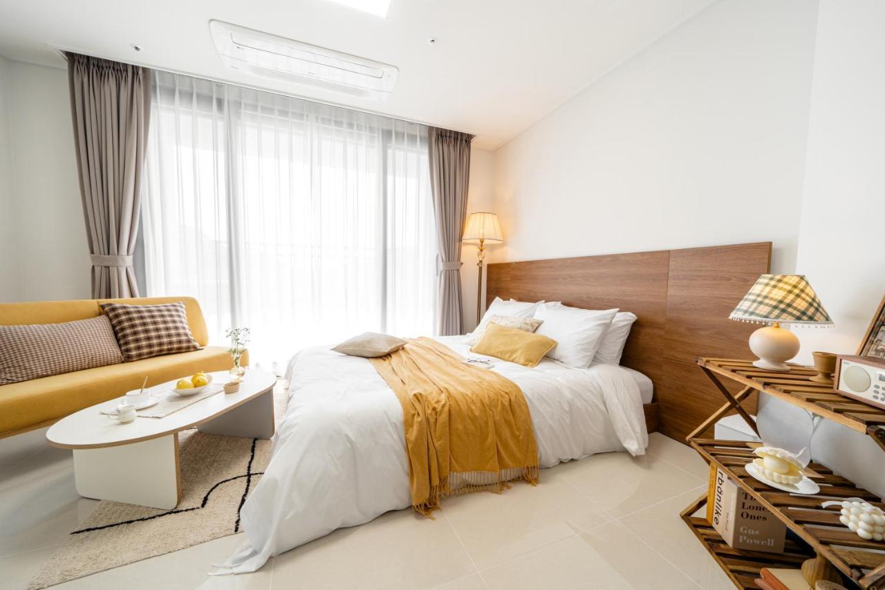 Urbanstay Cityhall Busan