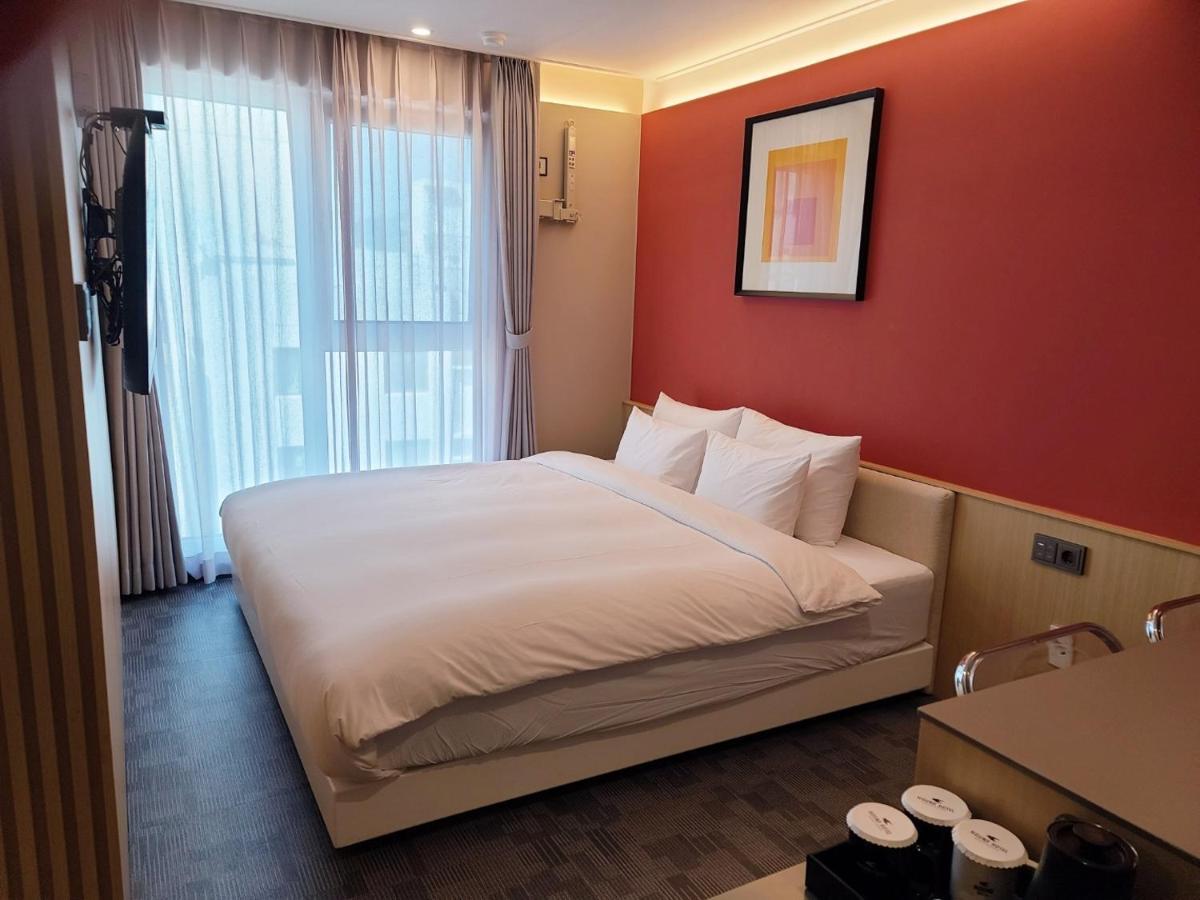 Hotel Hound Station Busan