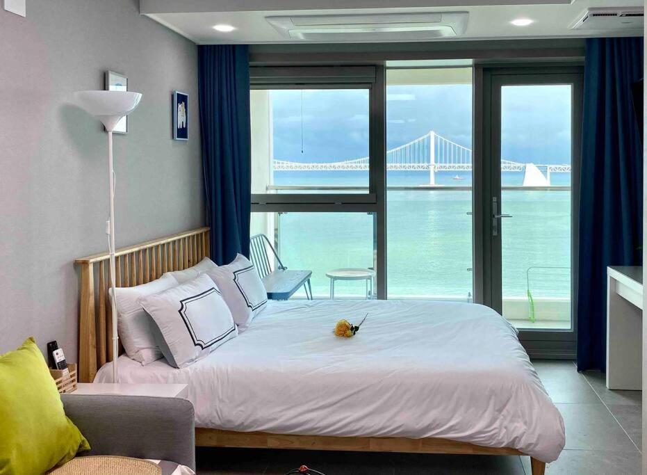Gwangan-ri Grand Terrace Ocean View Căn hộ Busan