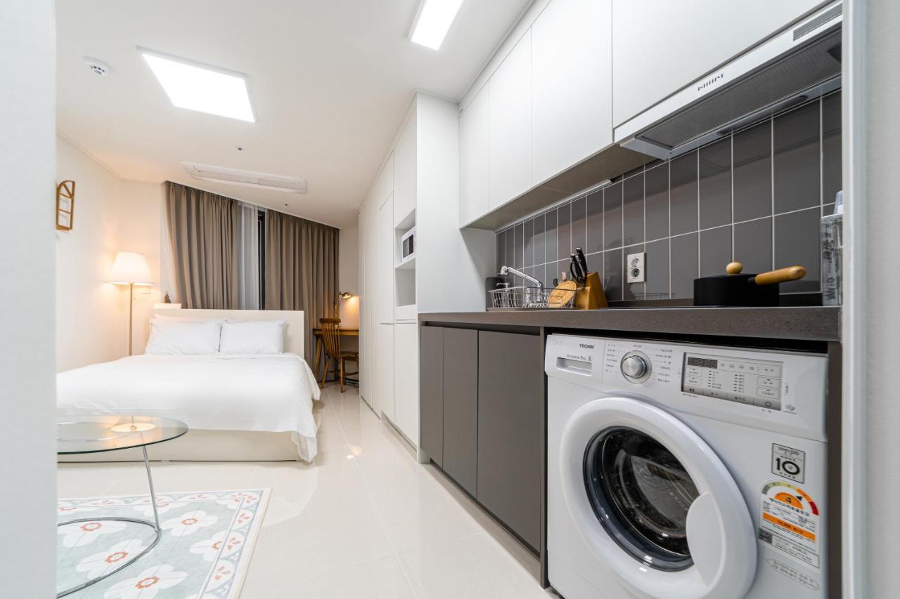 Apartment Urbanstay Cityhall Busan