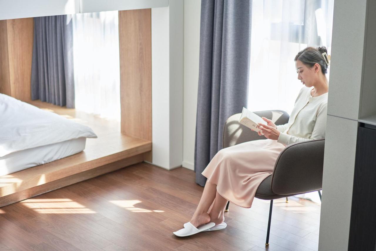 Hotel Space And Mood *