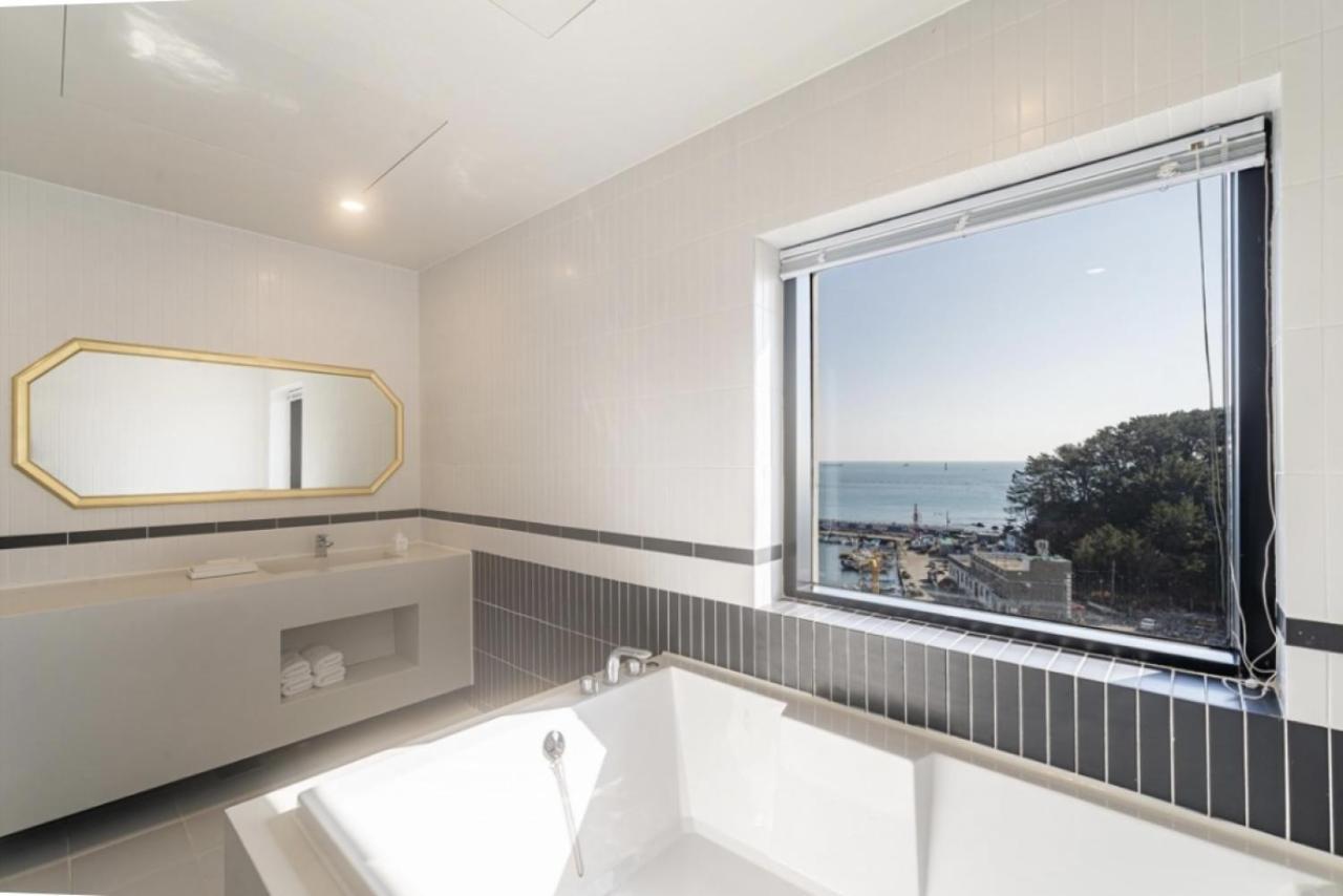 H Moment Songjeong 3* Busan