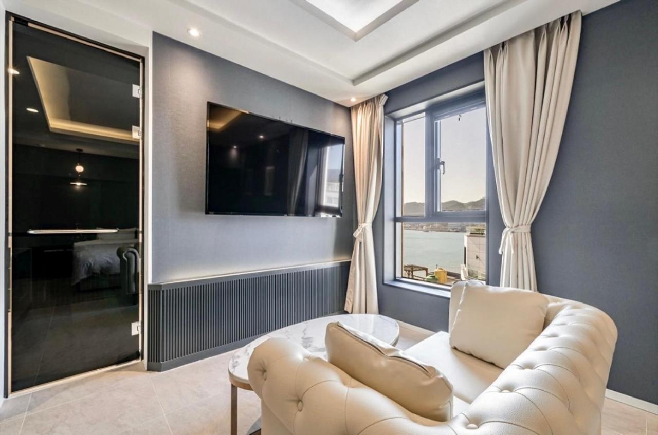 Hotel H Moment Songjeong 3*