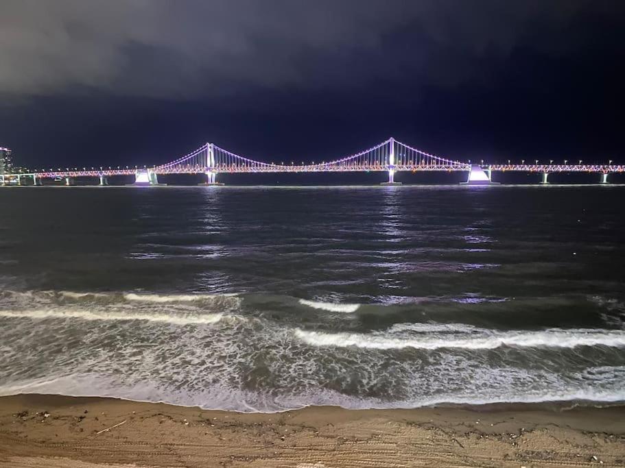 Gwangan-ri Grand Terrace Ocean View Căn hộ Busan