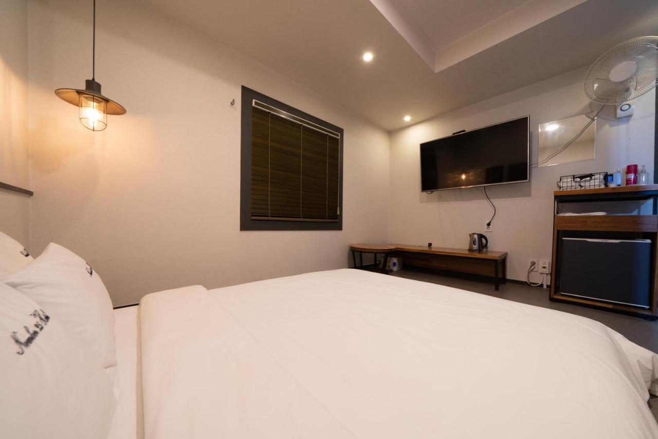 No25 Yeonsan Hotel Busan
