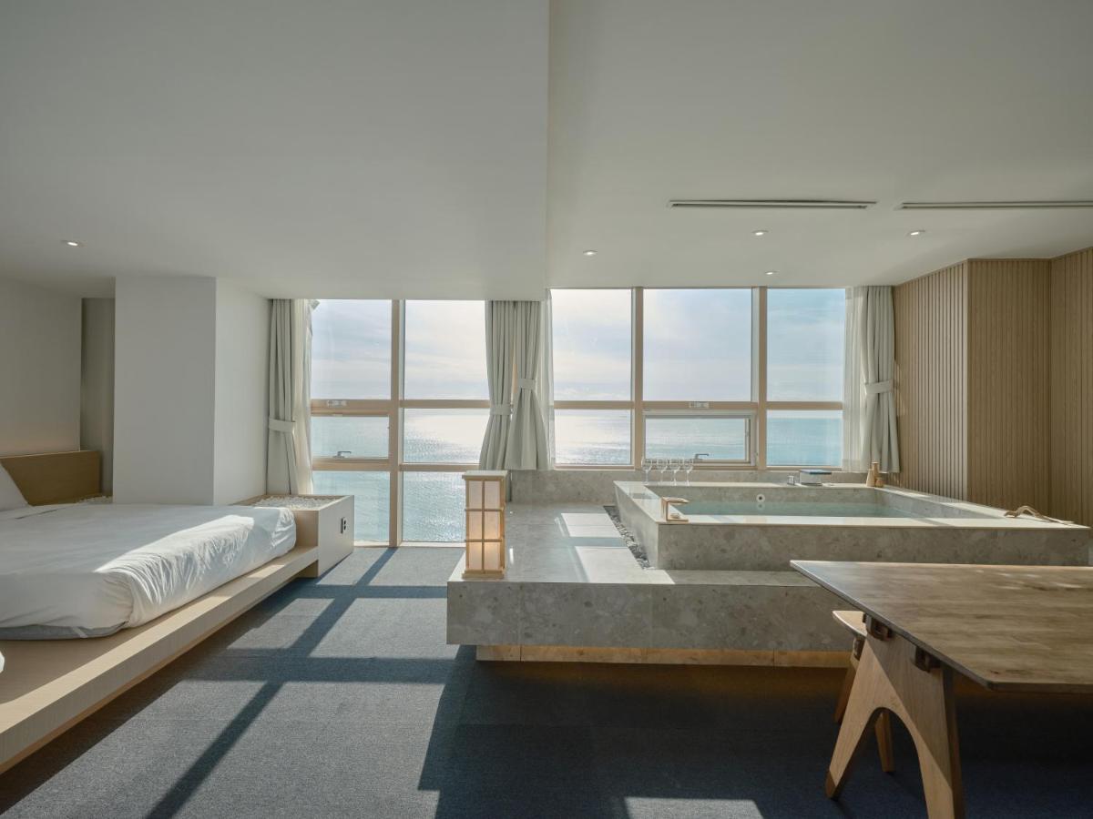 Uh The Haeundae Hotel 3*