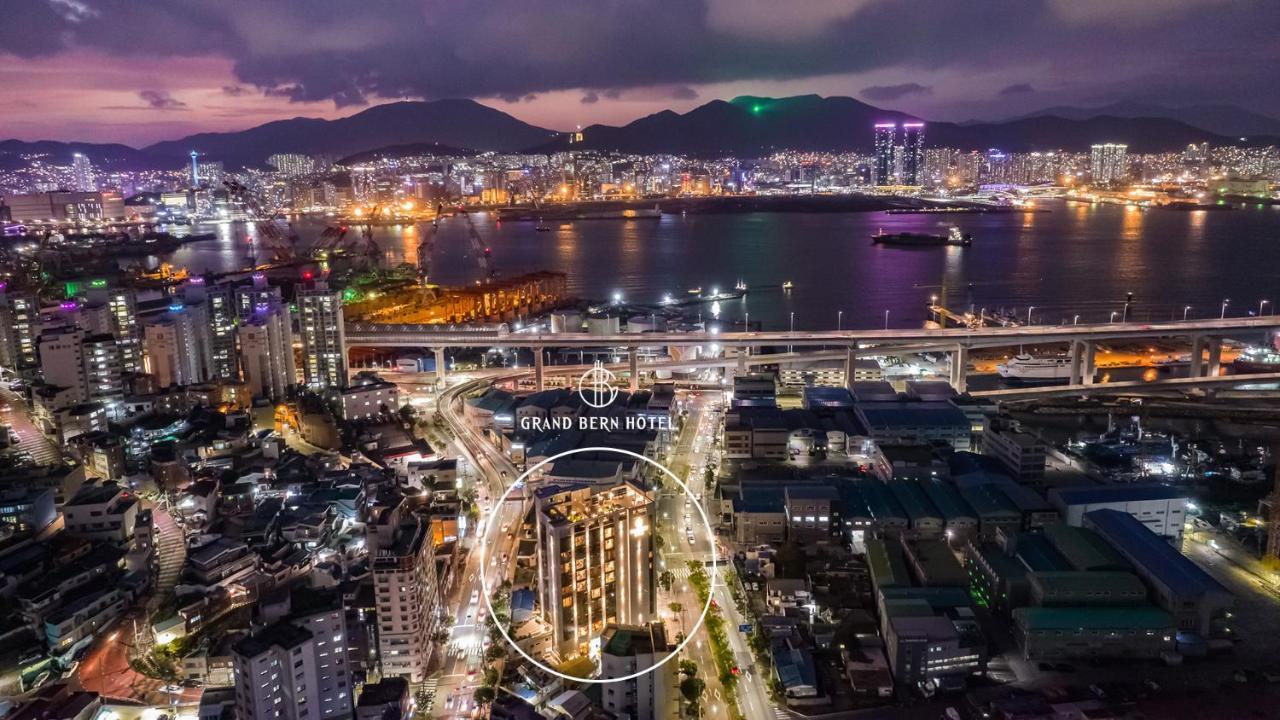 Hotel Yeongdo Grandbern Busan