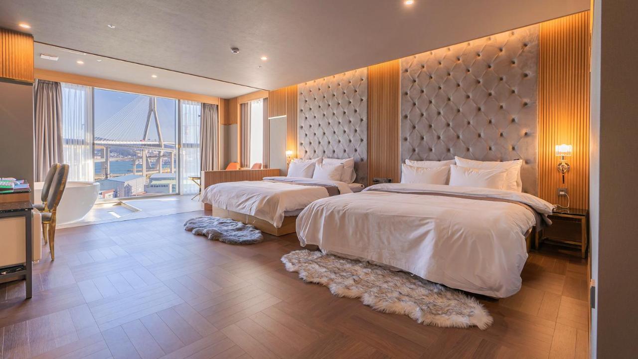 Hotel Yeongdo Grandbern 2*