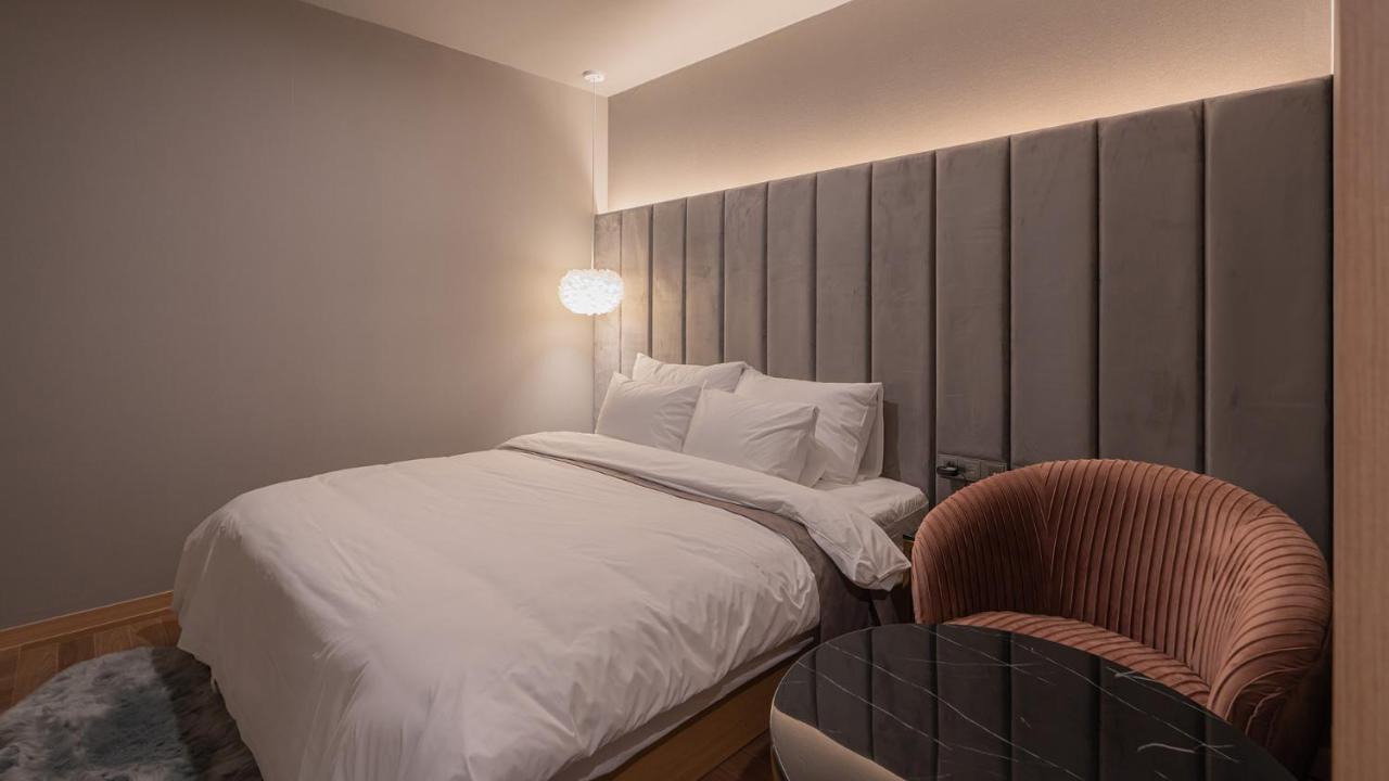 Hotel Yeongdo Grandbern Busan