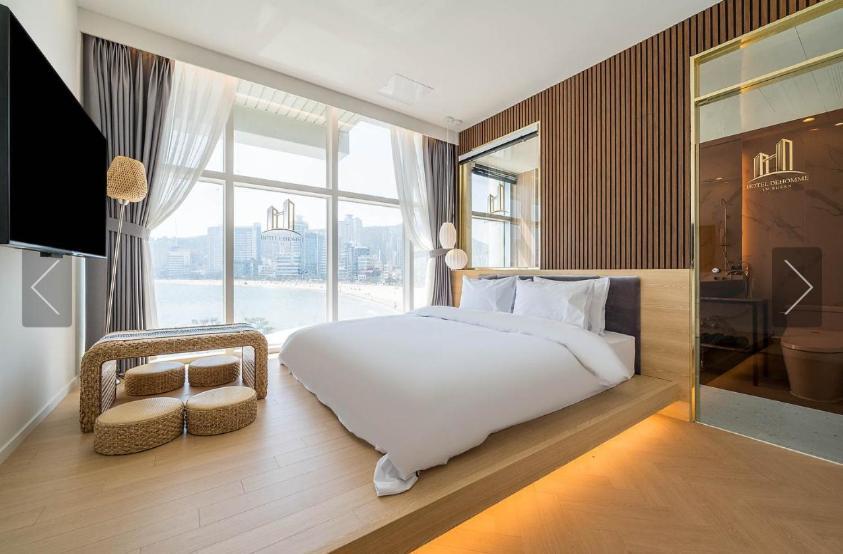 Hotel De Homme 2*