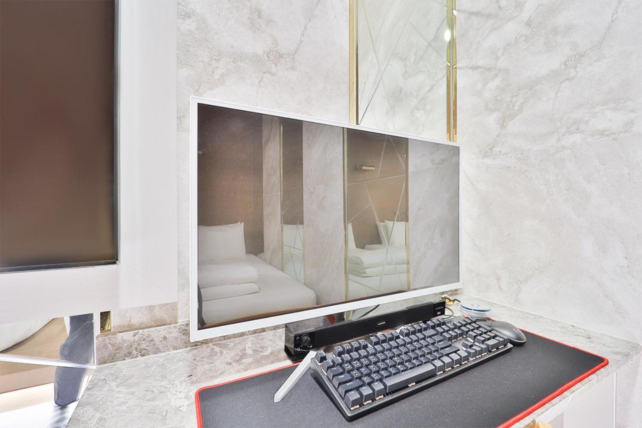 Ytt Hotel