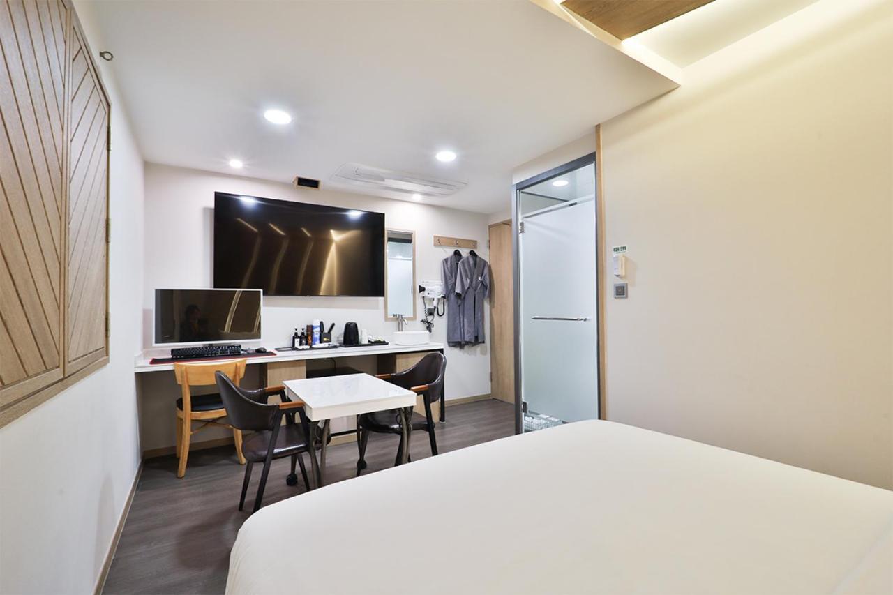 Hotel Ytt 2*