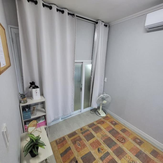 Jun House - Foreign Only Villa