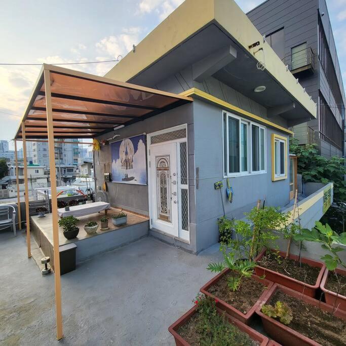 Jun House - Foreign Only * Busan