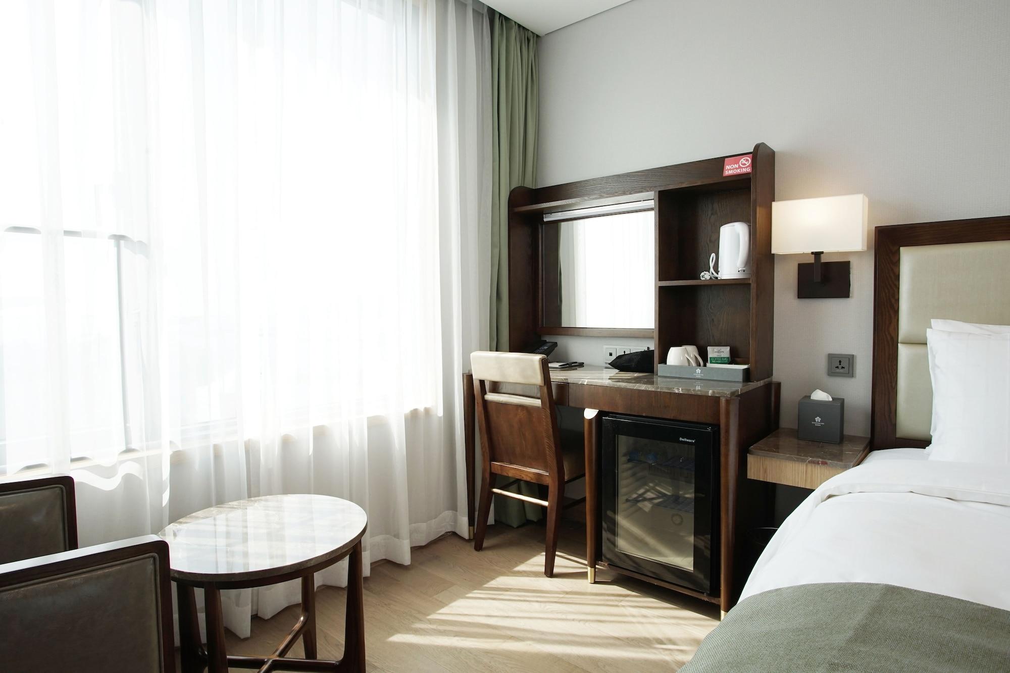 Stanford Hotel