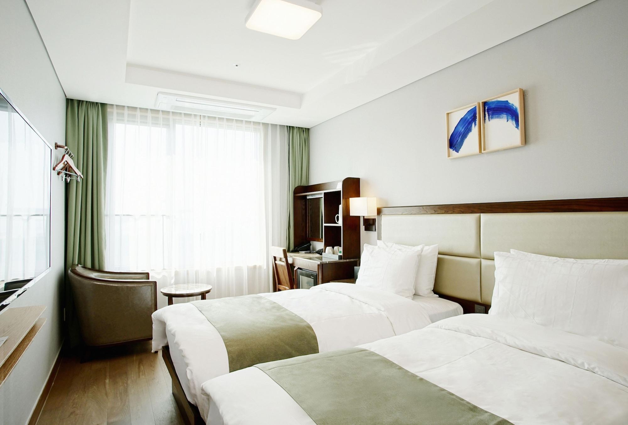 Hotel Stanford 3*