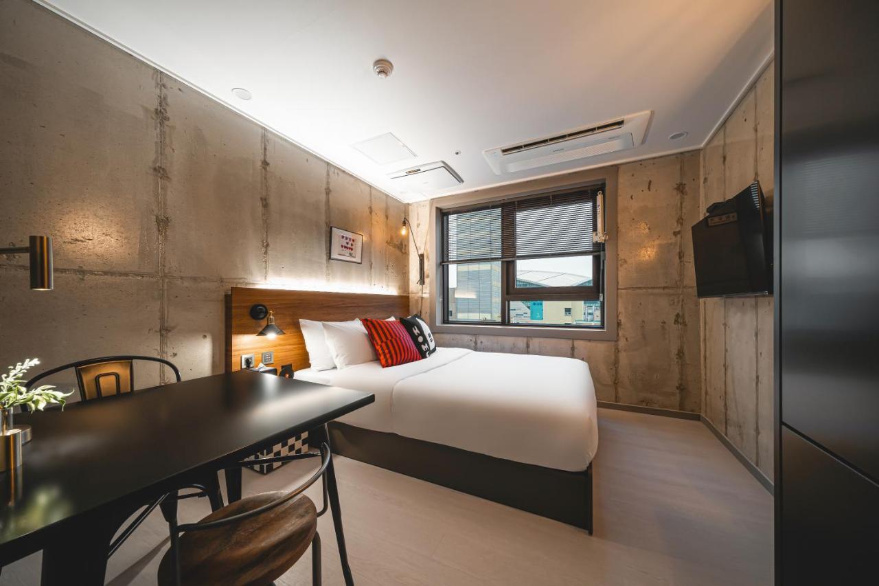 Apartment Urbanstay Boutique Nampo Biff Busan