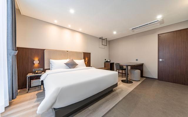 Hound Gijang Osiria 2* Busan