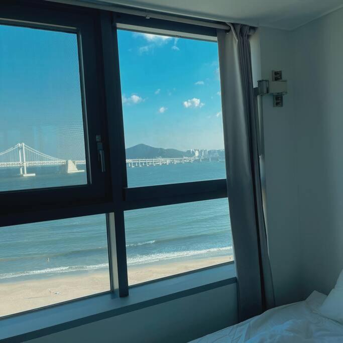 Apartment Premium Gwangan