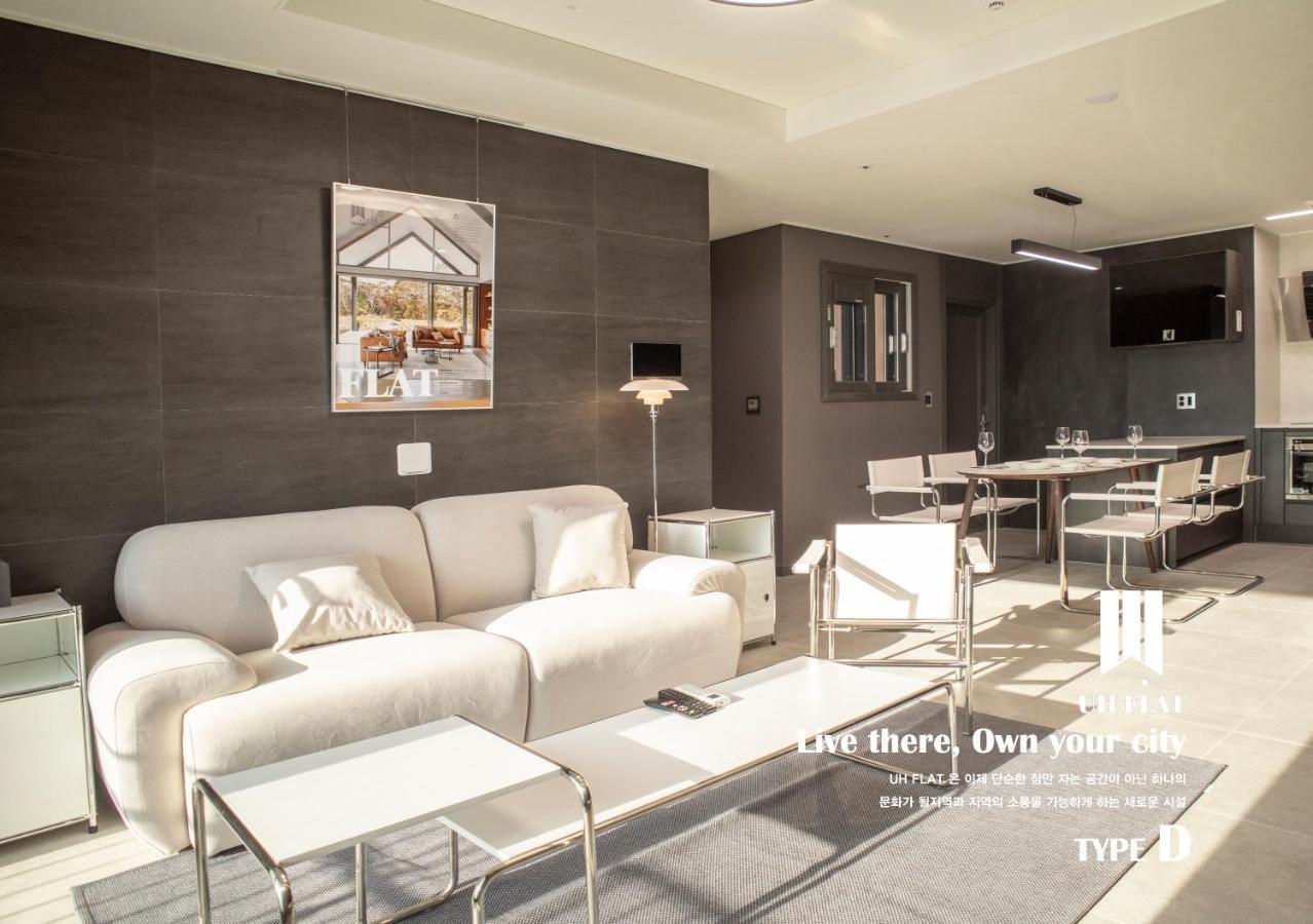 Y Collection By Uh Flat Osiria Aparthotel