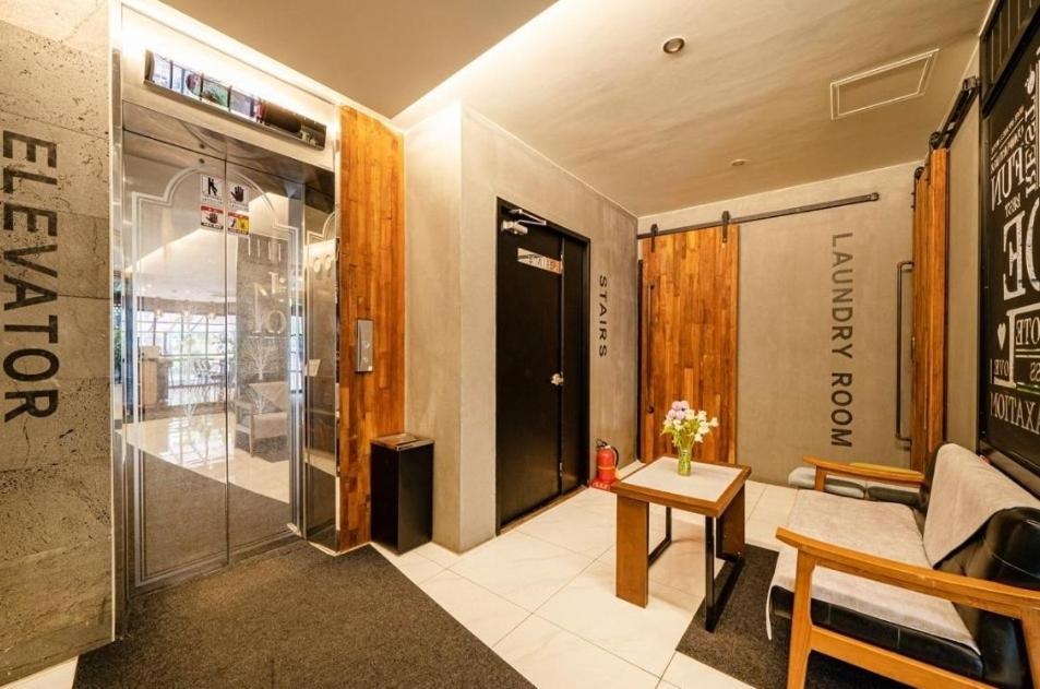 Hotel Noel Business