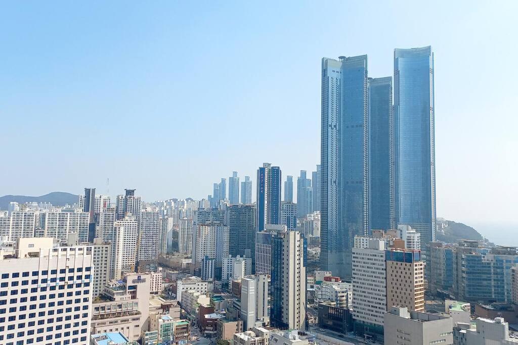 Aparthotel Mansion216, Haeundae Beach'S New Residence Is 2 Minutes Away From Haeundae Station And Offers Luggage Storage Service And Early Check-In, 31St Floor City View *