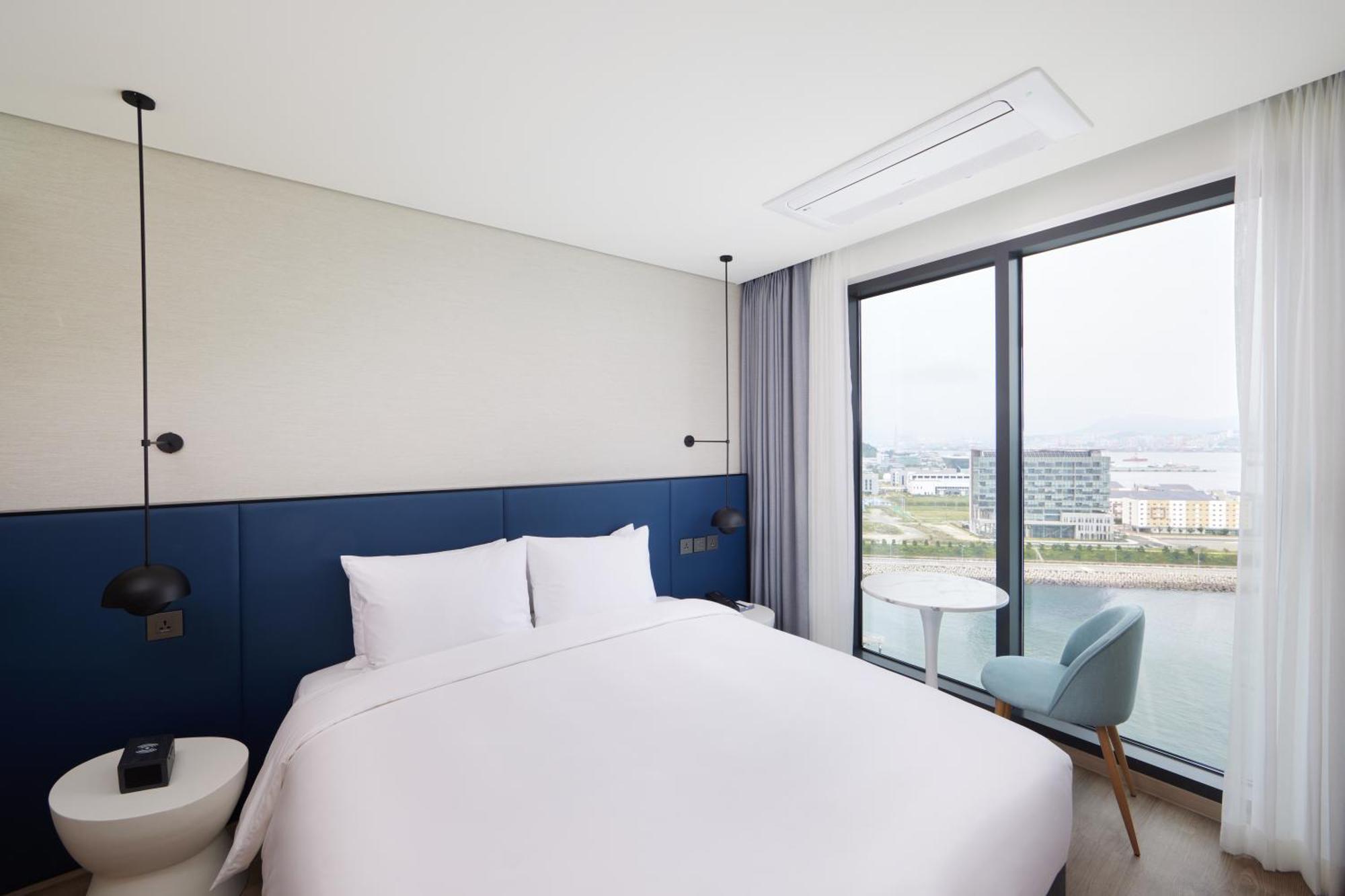 Citadines Connect Hari Hotel
