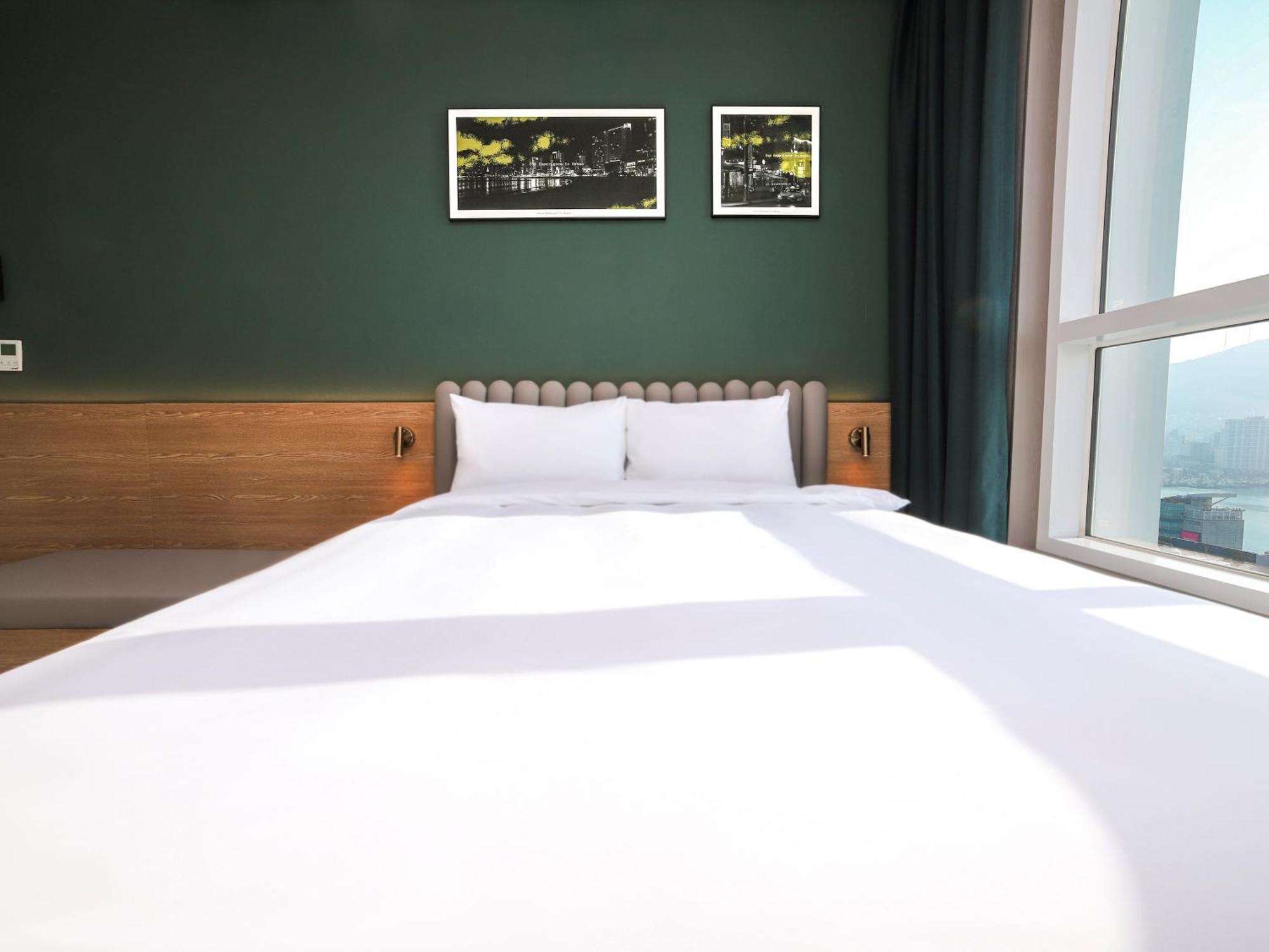 Hotel Nampo Cotice The Ground 3*