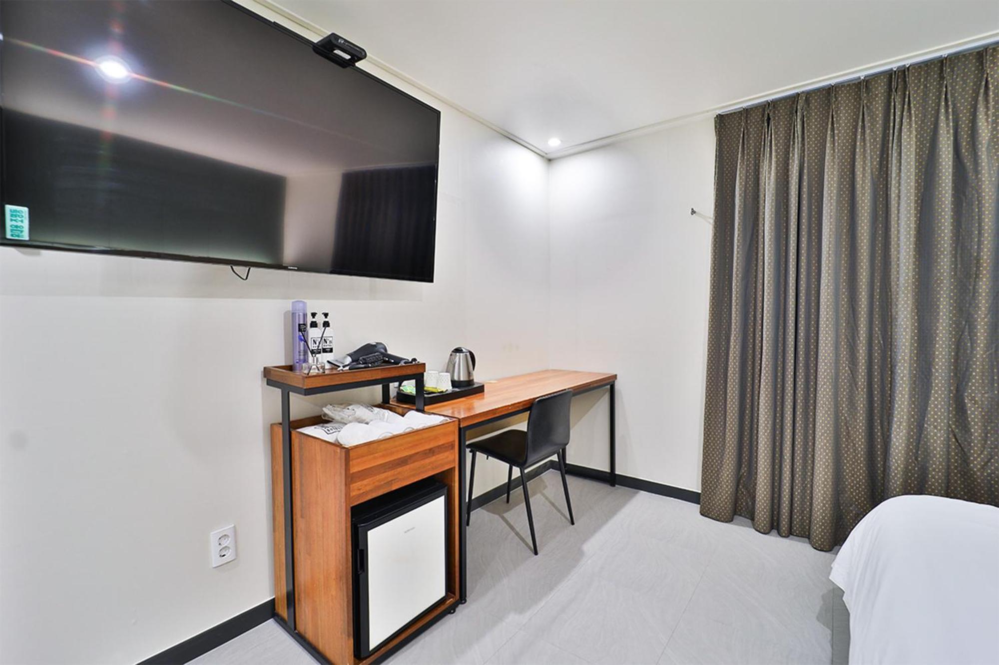 Motel Calm Rest Sasang Busan
