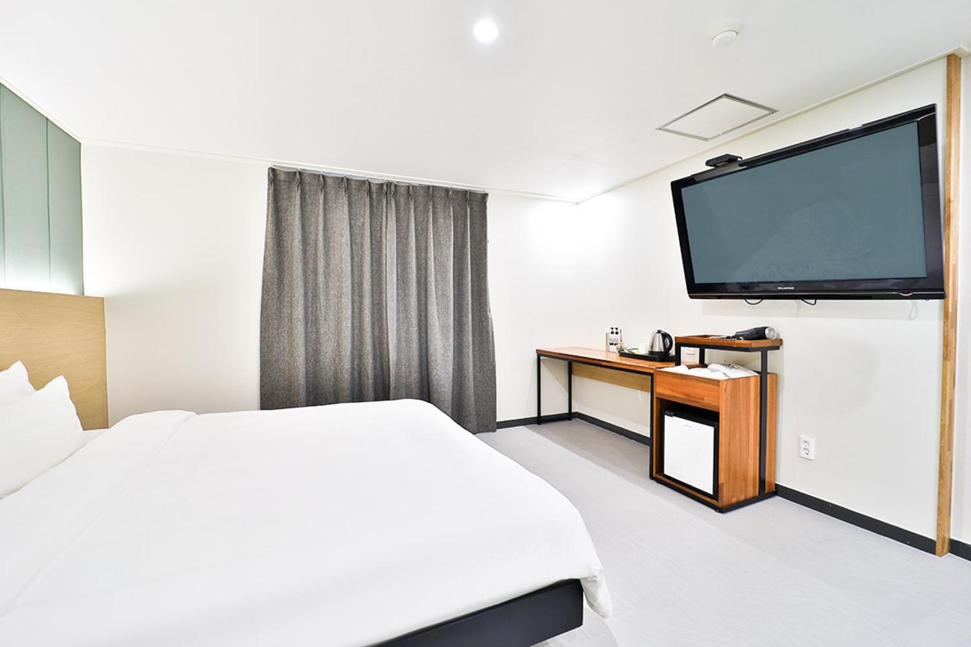 Calm Rest Sasang Motel