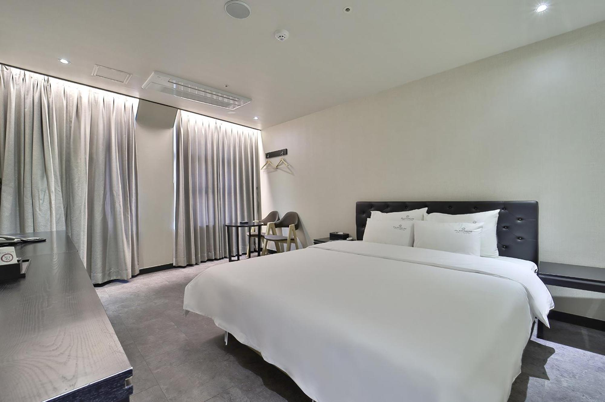 Platinum Nampo Hotel 2*