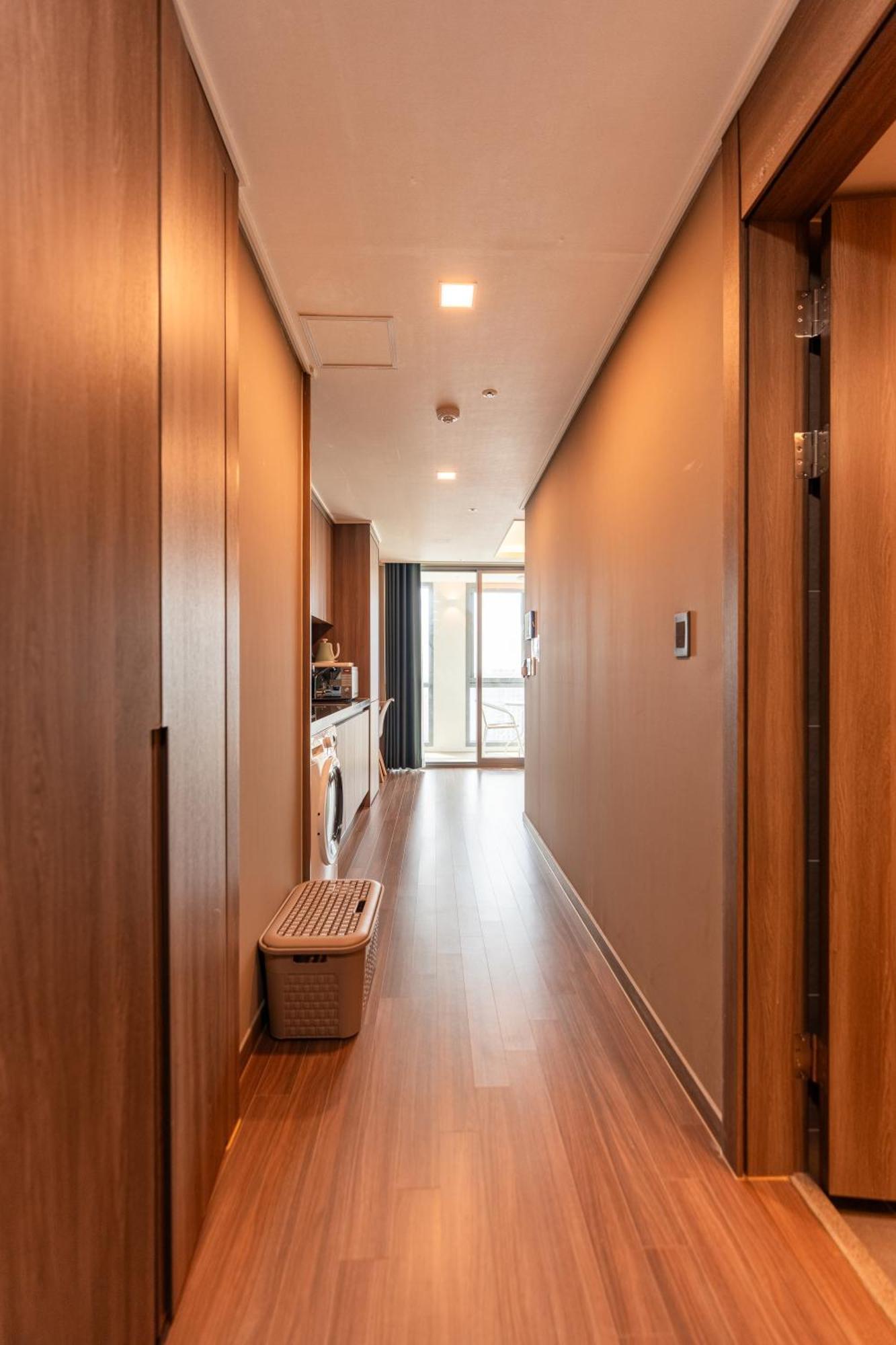 Hera Haeundae Premium Ocean View # Sea View Apartment Busan