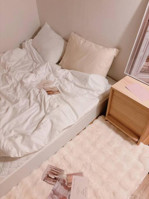 3 Bed With Queen Bed