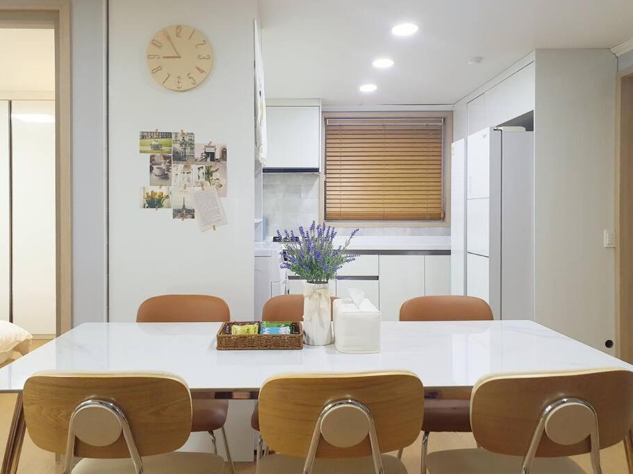 Apartment W In Gwanganri, Busan