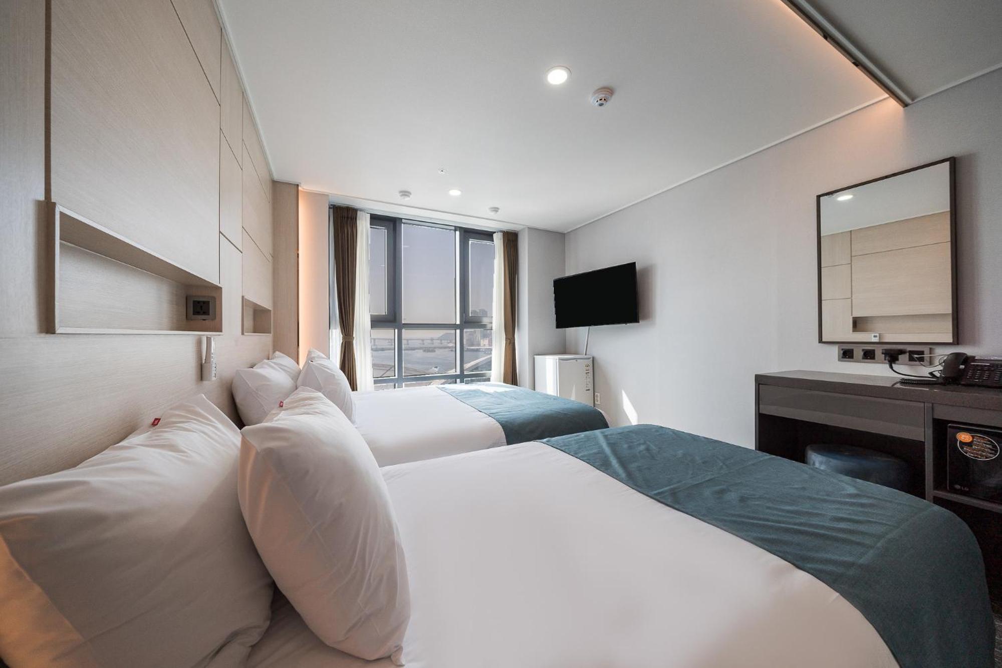 Griffinbay Hotel 3*