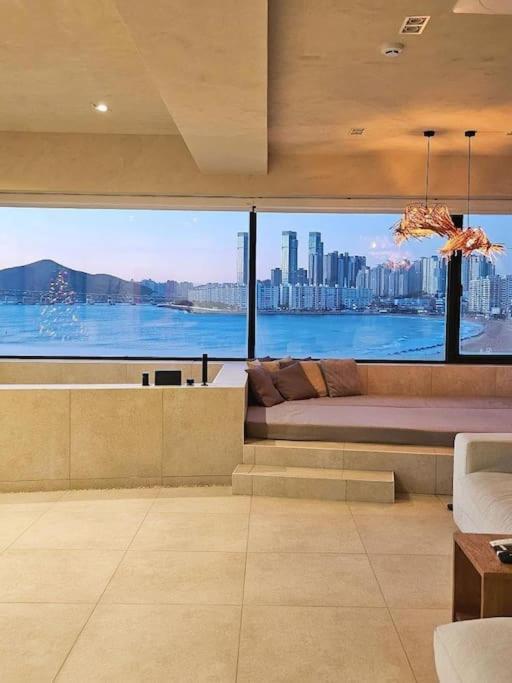 Paradise On Earth * Busan