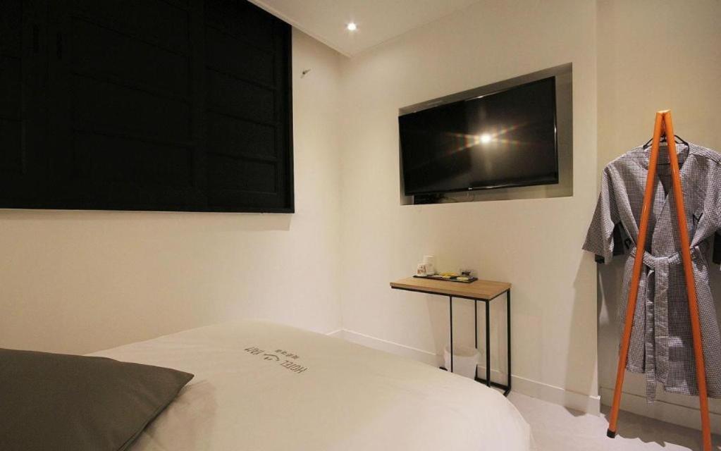 Yam Hotel