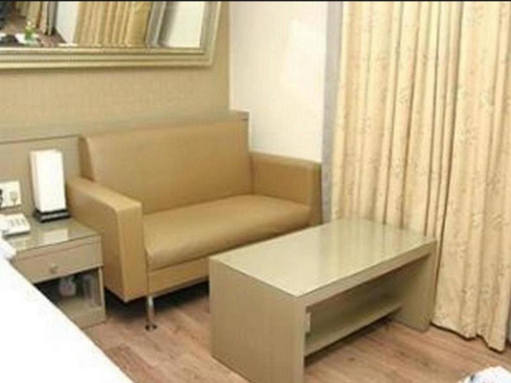Mirabell Motel 2*
