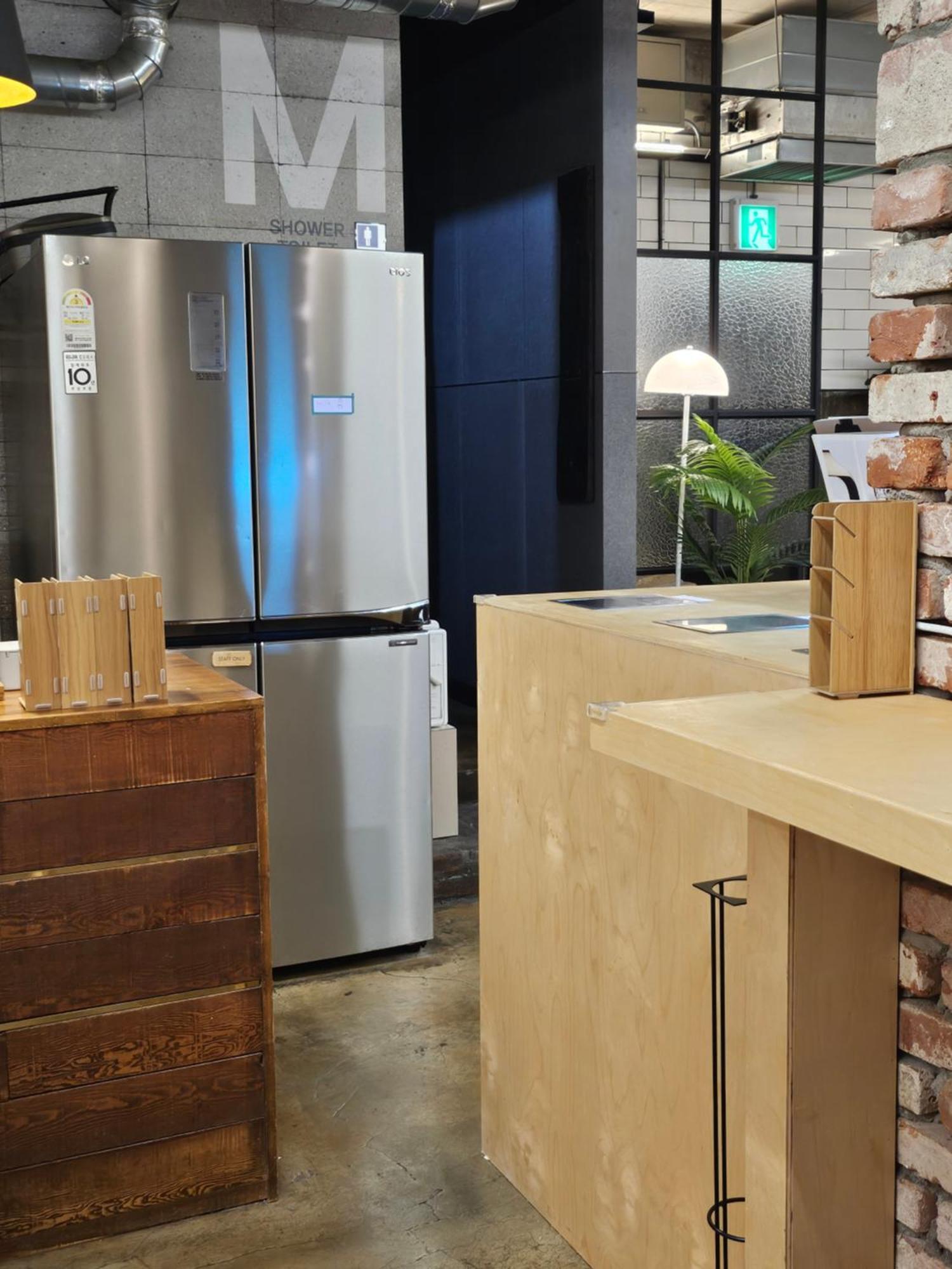 Capsule hotel Travel Light Capsule *