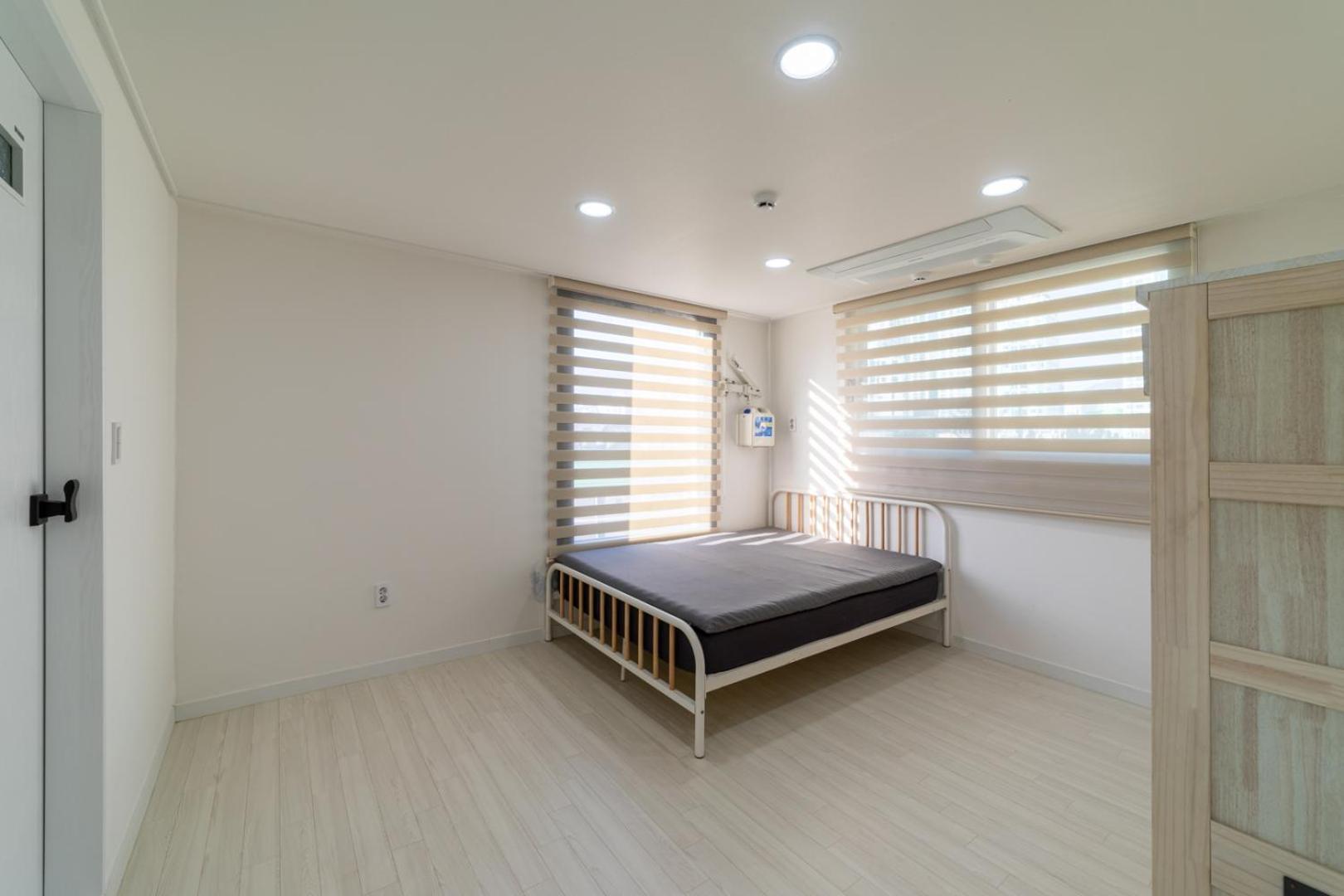 4 And 3 Bathrooms