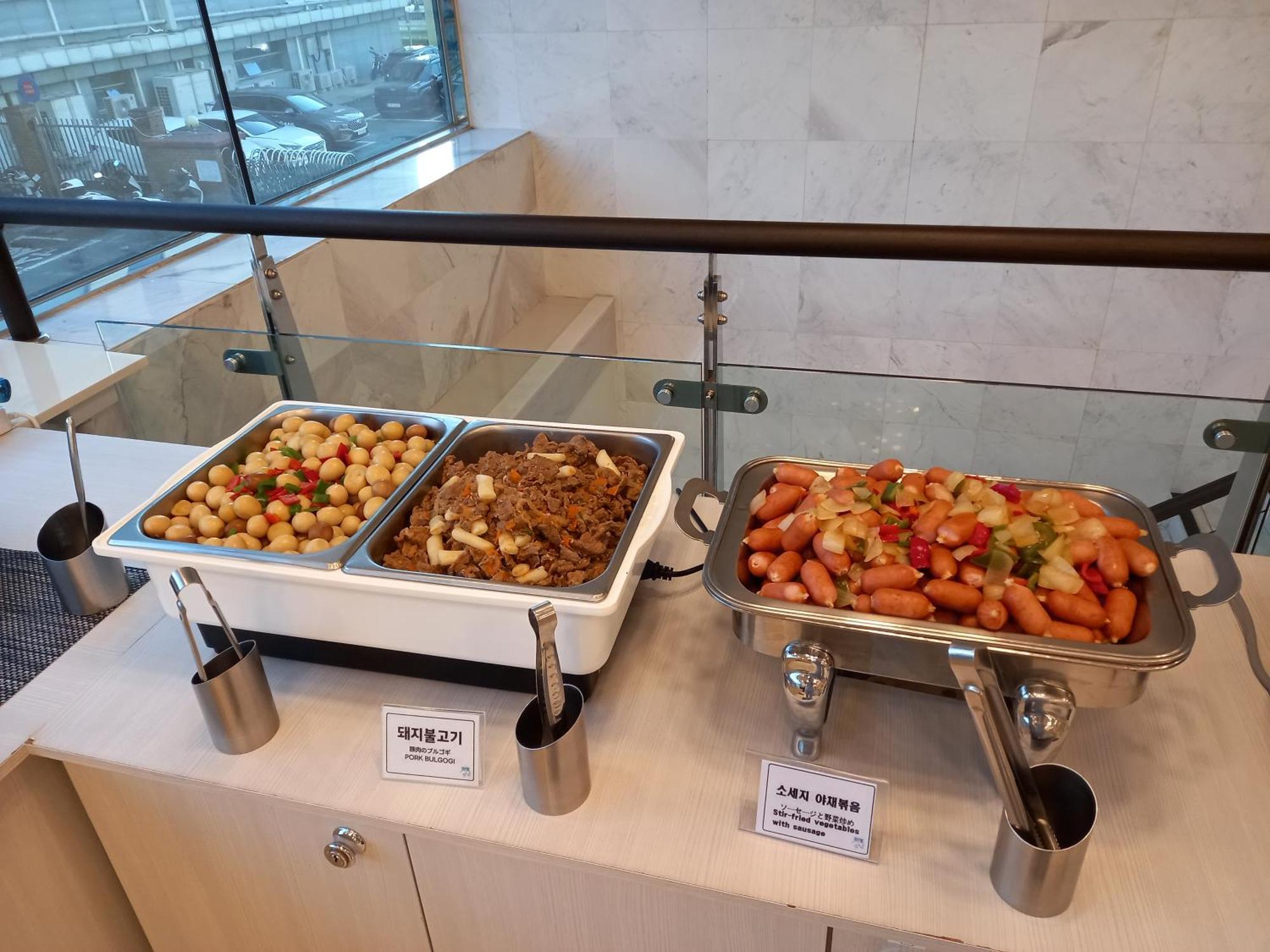 Toyoko Station No.1 Hotel 2*