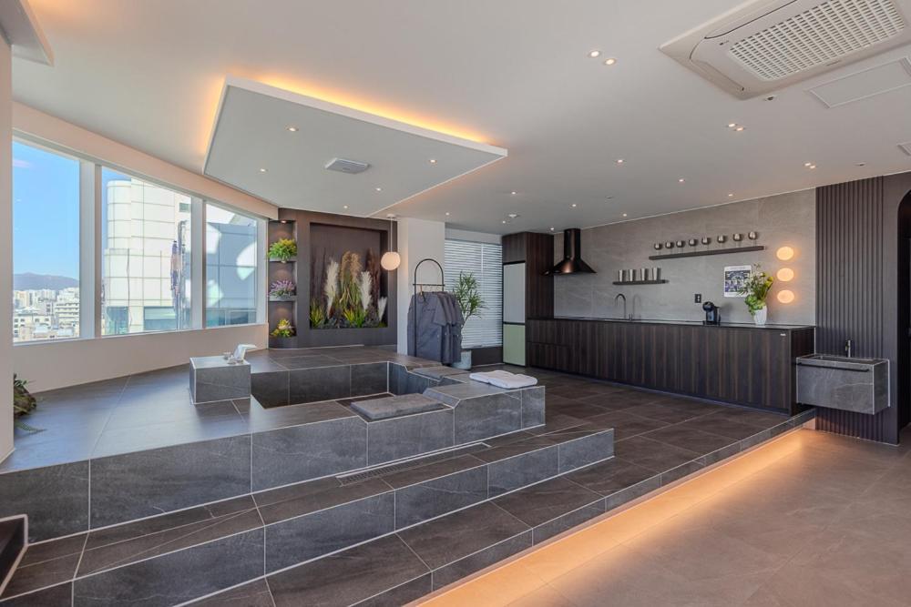 Meomulda Ga Gwangan Poolvilla Holiday home